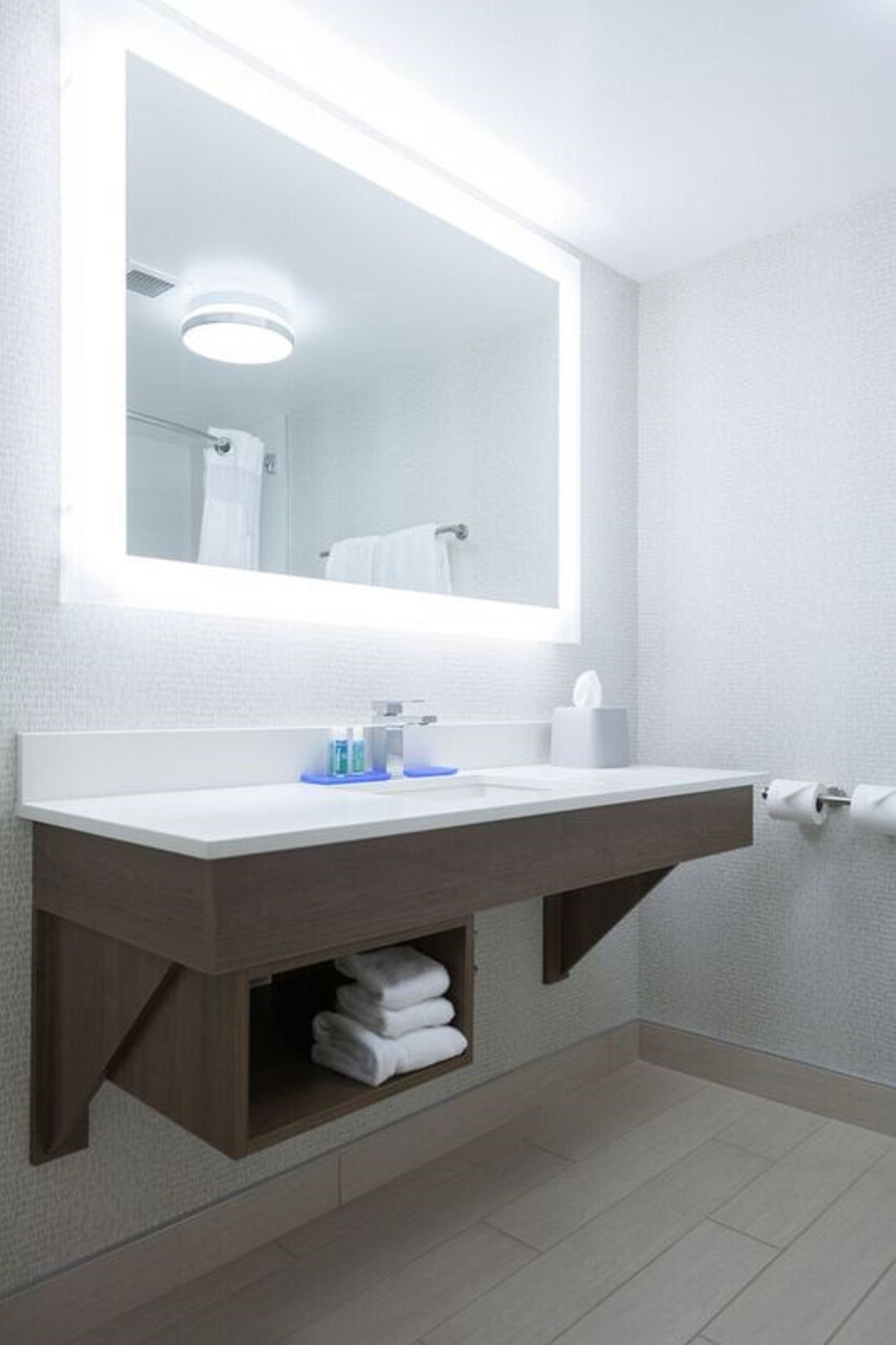 Holiday Inn Express Hotel & Suites Charlottetown By Ihg Екстериор снимка