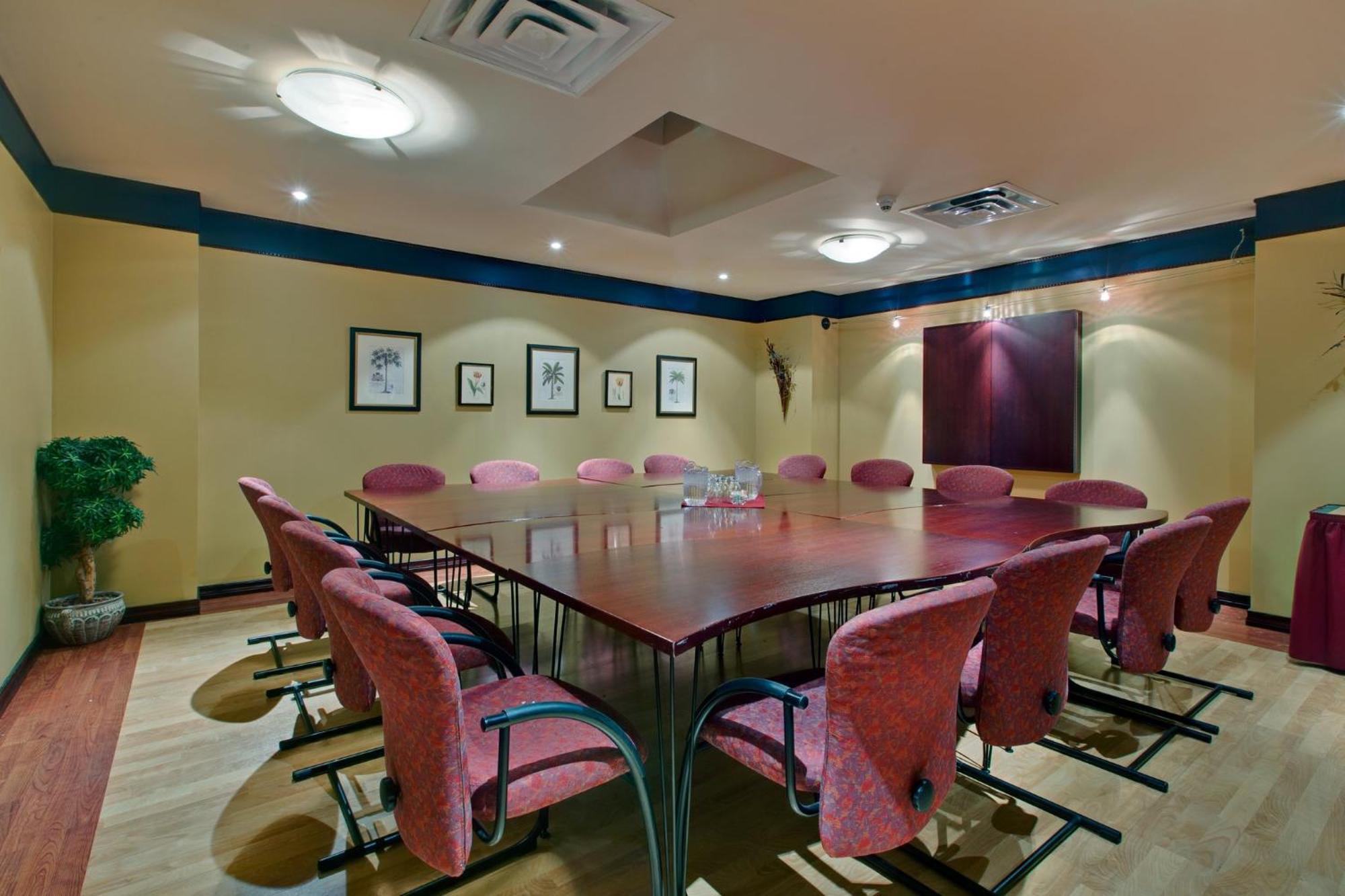 Holiday Inn Express Hotel & Suites Charlottetown By Ihg Екстериор снимка