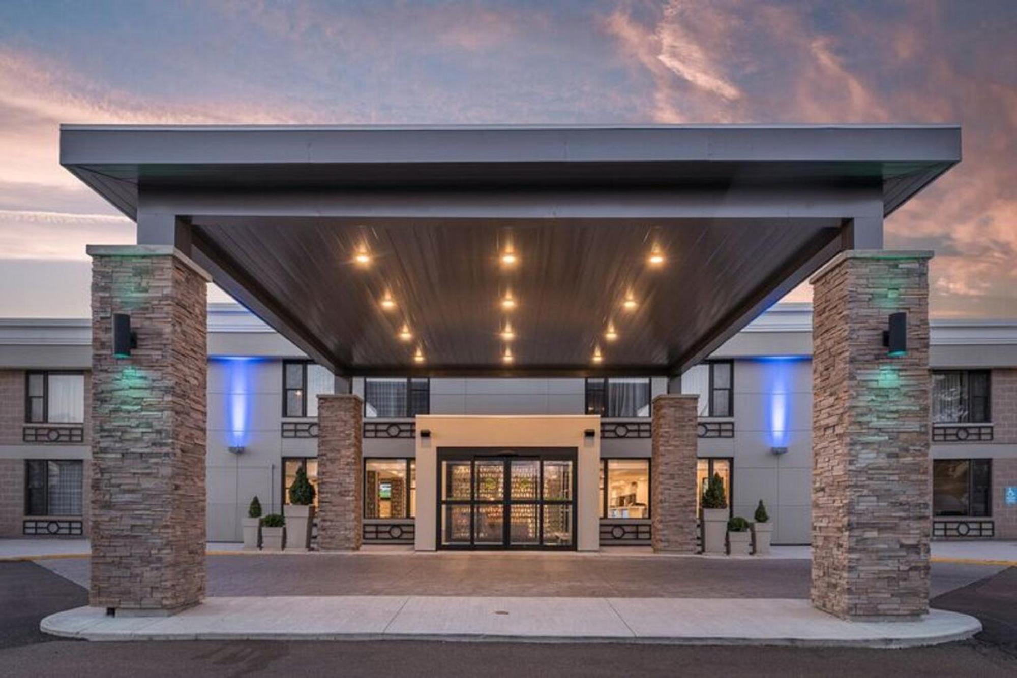 Holiday Inn Express Hotel & Suites Charlottetown By Ihg Екстериор снимка