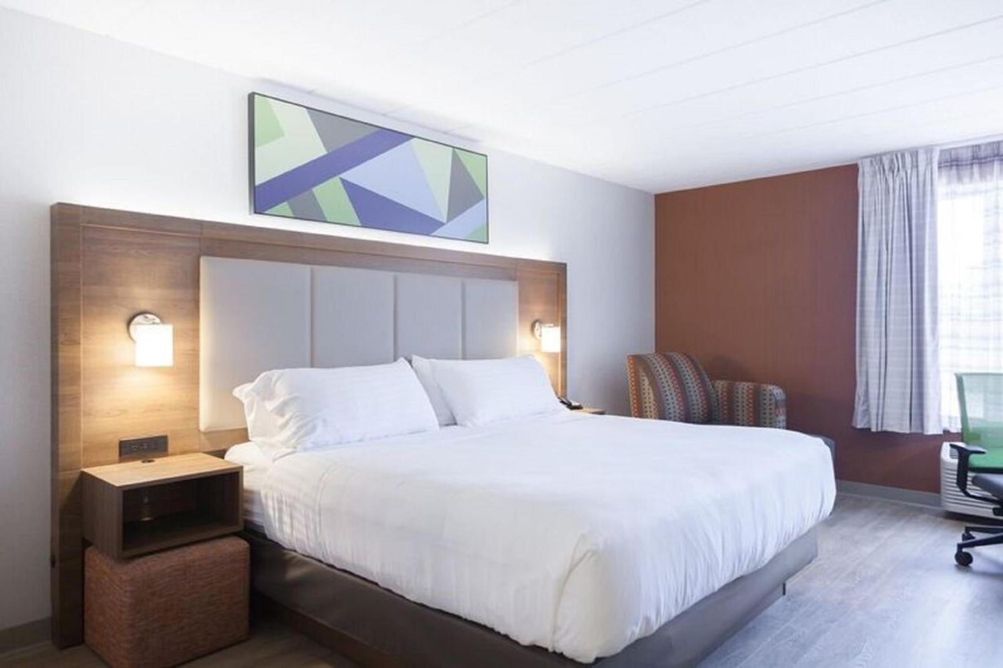 Holiday Inn Express Hotel & Suites Charlottetown By Ihg Екстериор снимка