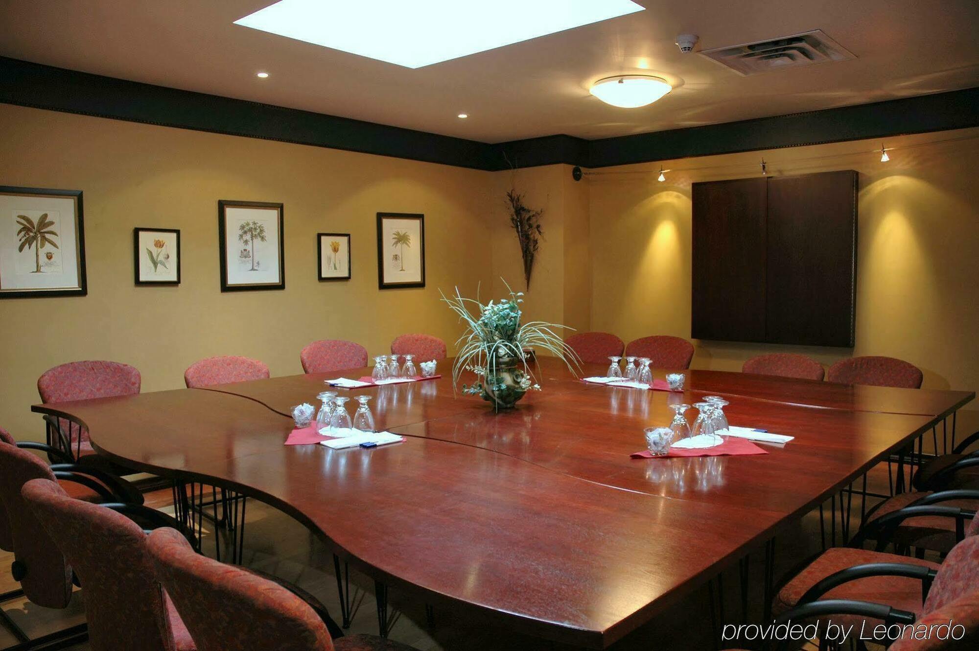 Holiday Inn Express Hotel & Suites Charlottetown By Ihg Съоръжения снимка